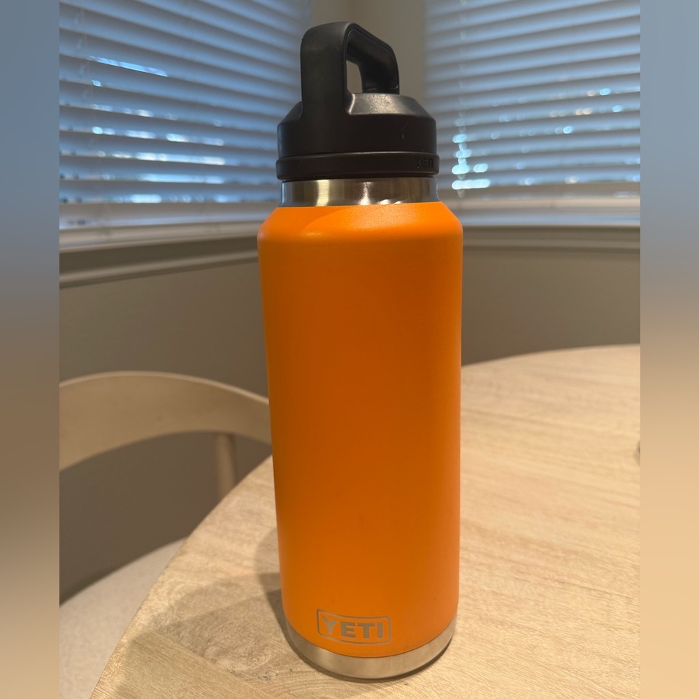 Yeti Rambler King Crab 46oz